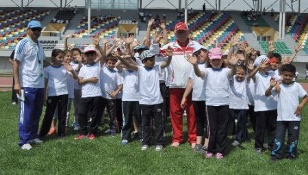 Özel Fırat İlköğretim'in minikleri atletizmde mücadele etti