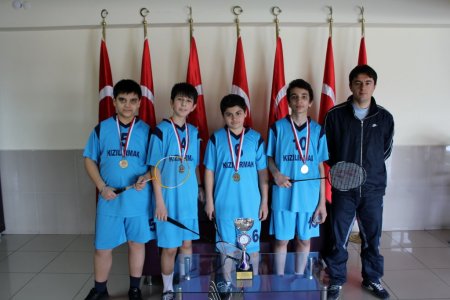 Özel Kızılırmak, badmintonda birinci oldu