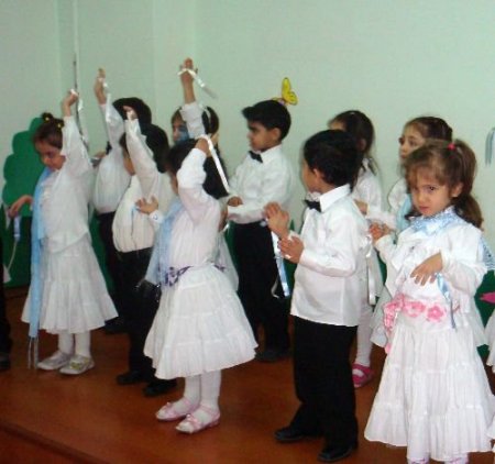 Özel Nizamiyeli Minikler Eğitim Şenliğinde Eğlendi