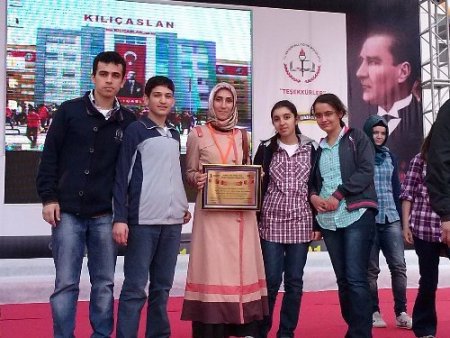 Özel Nureddin Zengi Lisesi, kitap okumada Türkiye üçüncüsü oldu