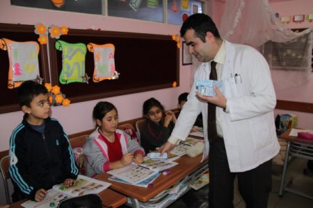 Özel okullar okul sütü dağıtımından memnun