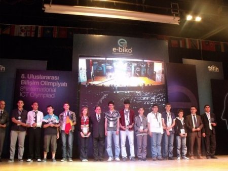 Özel Özcan Koleji Öğrencileri E-biko'da Dünya İkincisi Oldu