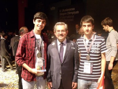 Özel Özcan Koleji Öğrencileri E-biko'da Dünya İkincisi Oldu