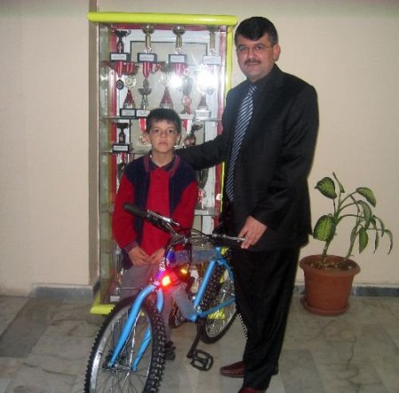 Özel Reşat Kazancı İlköğretim Okulu, Resimde Türkiye Birincisi Oldu