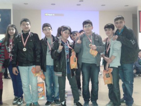 Özel Reyhan 'Akıl Oyunları'nda 8 madalya aldı