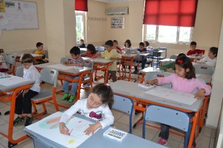 Özel Toros Finike Koleji boyama şenliği düzenledi