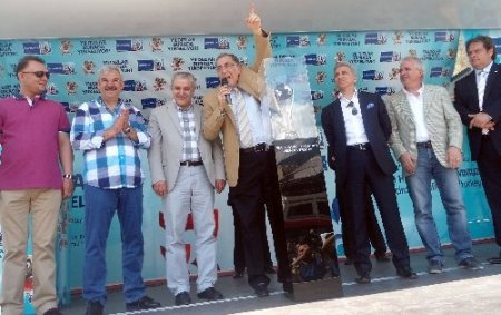 Özerten: U20 Dünya Kupası’nı başka ülkeye kaptırmayacağız