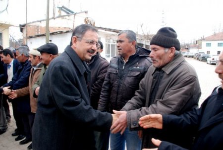 Özhaseki: Belediyeler kapanmıyor, hizmetleri Büyükşehir yerine getirecek