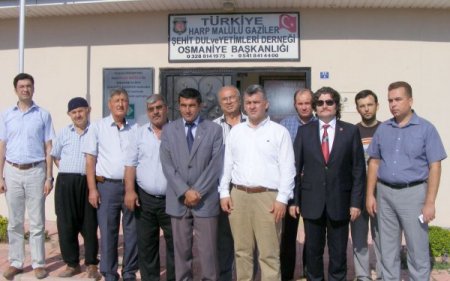 Özkardeş: Hayatımızı devam ettiriyorsak bunu şehit ve gazilere borçluyuz