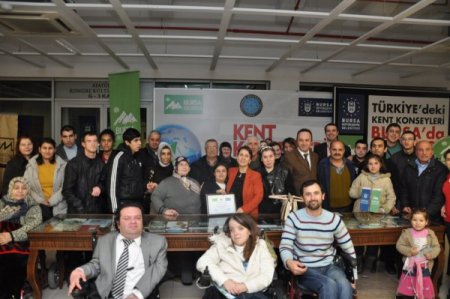 Özkul: Engellilerin bütün ihtiyaçlarını karşılamaya çalışıyoruz