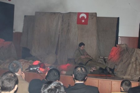 'Özlenen Çanakkale Ruhu' Bireciklileri Ağlattı