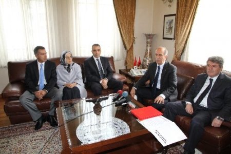 Öztimurlar ailesi önce okulu yaptı şimdi atölyesini yapacak