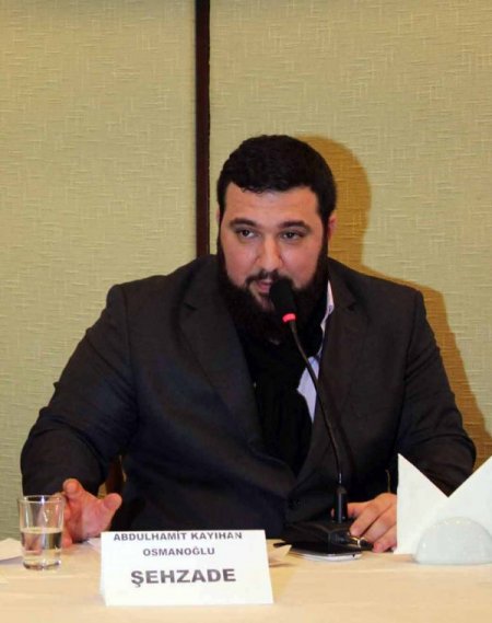Padişah torunu, TÜMSİAD üyelerine seslendi