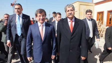 Pakistan Savunma Bakanı, Türk Havacılık ve Uzay Sanayii’ni gezdi