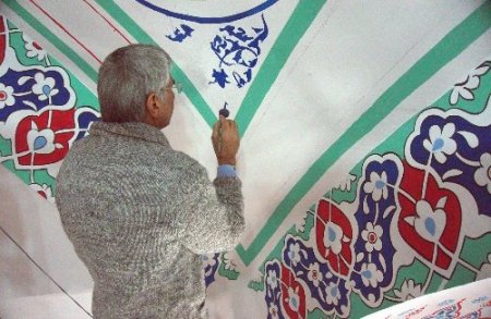 Pakistanlı ressam, Selimiye'nin güzelliğini Ankara'ya taşıdı (Özel)