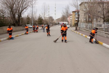 Palandöken Belediyesi, 'bahar temizliği' başlattı