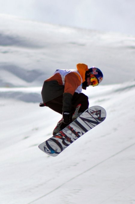 Palandöken'de bu sefer fırtına değil, snowboardçılar esti