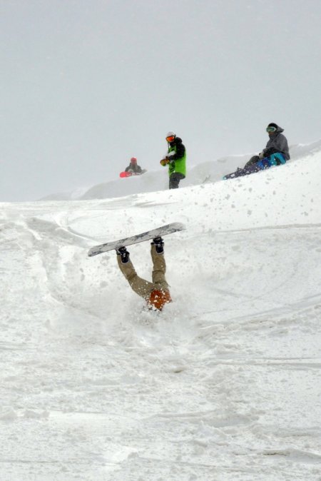 Palandöken’de snowboardçılar ölüme meydan okudu