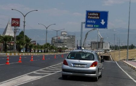 Pamukkale Tüp Geçidi Trafiğe Açıldı