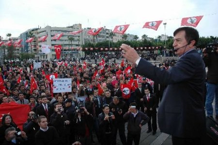 Pamukoğlu: Eşkiyanın Başına Bizden Başka Ada Tahsis Eden Ülke Yok