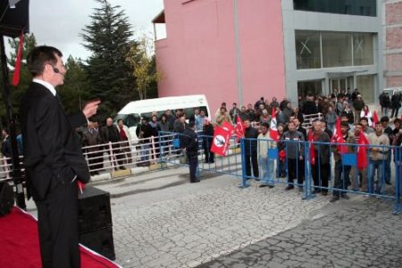 Pamukoğlu'nu Yaklaşık 50 Kişi Dinledi