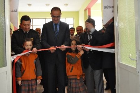 'Paramı biriktiriyorum kitabımı alıyorum'