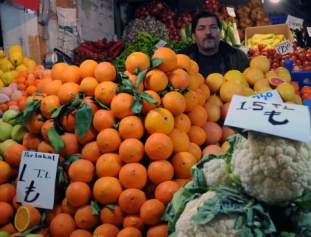 Paranın Yeni Simgesi Manav Tezgahında