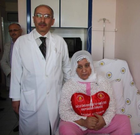 Paris'ten Diyarbakır'a Geldi, Hastaların Umudu Oldu