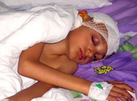 Parkın yanına koyulan borulardan düşen çocuğa 30 bin lira tazminat