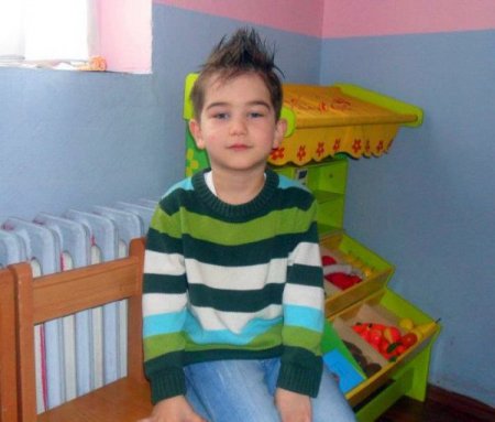 Parkta oynayan çocuk maganda kurşununa kurban gitti