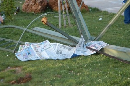 Parkta üzerine demirler devrilen 9 yaşındaki çocuk öldü