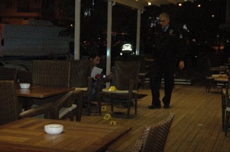 Pastane önündeki pompalı tüfekli saldırıda arkeolog hayatını kaybetti