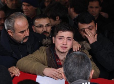 Patlamada hayatını kaybeden güvenlik görevlisi Akarsu son yolculuğuna uğurlandı