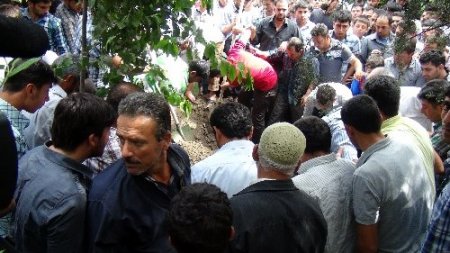 Patlayan kaçak akaryakıt deposunun sahibi toprağa verildi