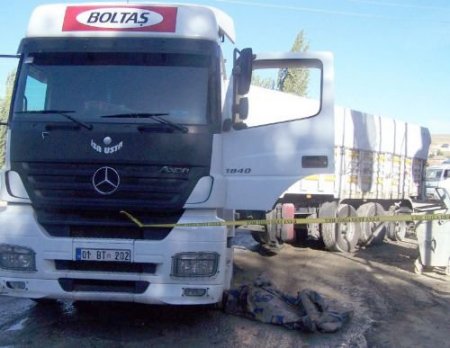 Patlayan Lastiğin Tamirini Yaparken Hayatını Kaybetti