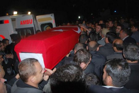 Patnos, şehit polisini uğurladı