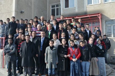 Patnos Kaymakamı Niyazi, Hazırlık Kursu Öğrencilerini Ziyaret Etti