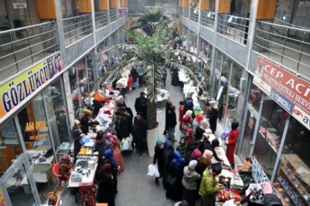 Patnos Müftülüğü, Kur'an kursları yararına kermes düzenledi