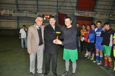 Patnos'da okullararası futbol turnuvası sona erdi