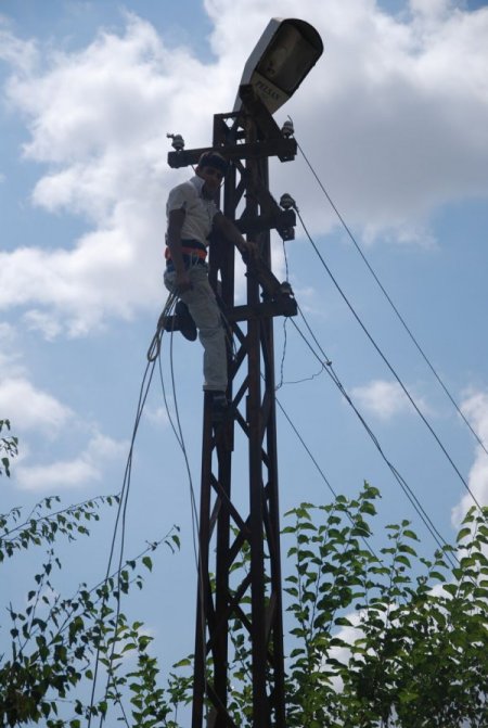Patnos'ta elektrik şebekesinin yer altına alınmasına başlandı