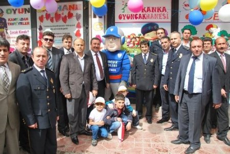 Patnos’ta 'Oyuncakhane' açıldı