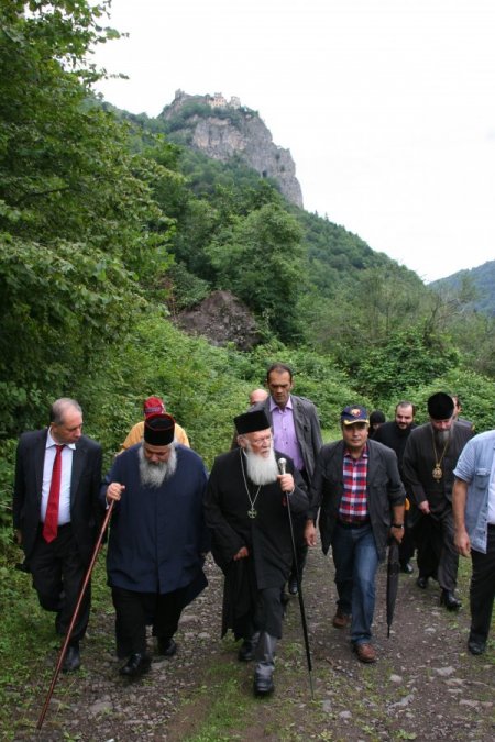 Patrik Bartholomeos, Kuştul Manastırı’nı Ziyaret Eti