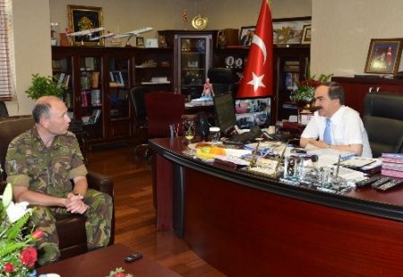 Patriot Birliği'nin Hollandalı Komutanı Albay Buis, Vali Coş’a ziyaret etti