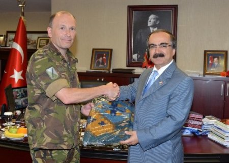 Patriot Birliği'nin Hollandalı Komutanı Albay Buis, Vali Coş’a ziyaret etti