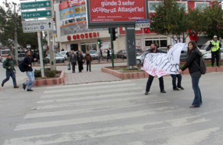 Patriot protestocularına polis müdahale etti
