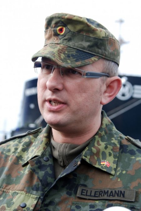 Patriotlar 300 araç ve 100 konteynerle getirildi