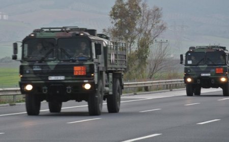 Patriotları taşıyan askeri araçlar Osmaniye’den geçti