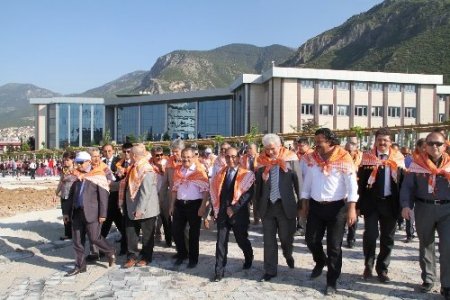 PAÜ’de ‘Yörük’ temalı bahar şenliği başladı