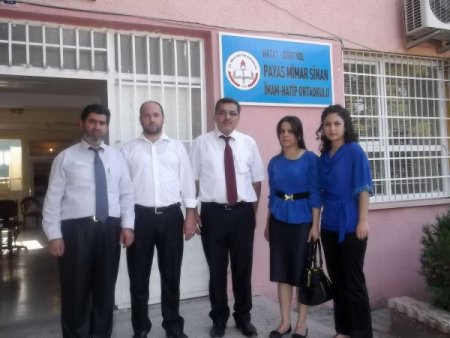 Payas Mimar Sinan İmam Hatip Ortaokulu'na kayıtlar devam ediyor