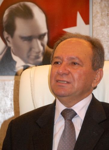 Pazar Yerini Hijyenik Tutmayan Ve Temiz Bırakmayan Pazarcının Tezgahı Kapatılacak